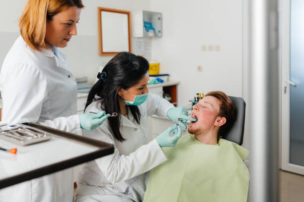 Best Root Canal Emergency Dentist  in Lincoln Center, KS